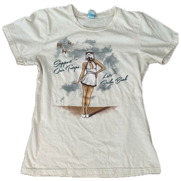🫡 Stormtrooper Graphic Tee - White size small +FREE GIFT! - Picture 1 of 4